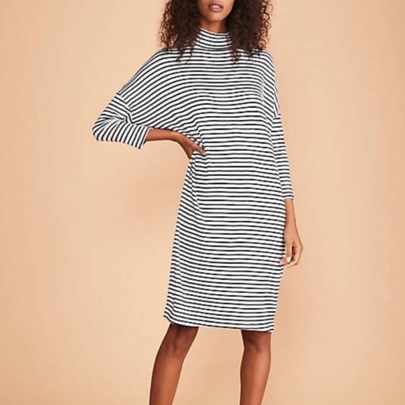 Lou & Grey Dresses & Skirts - Lou & Grey Oversized Cozy Dress